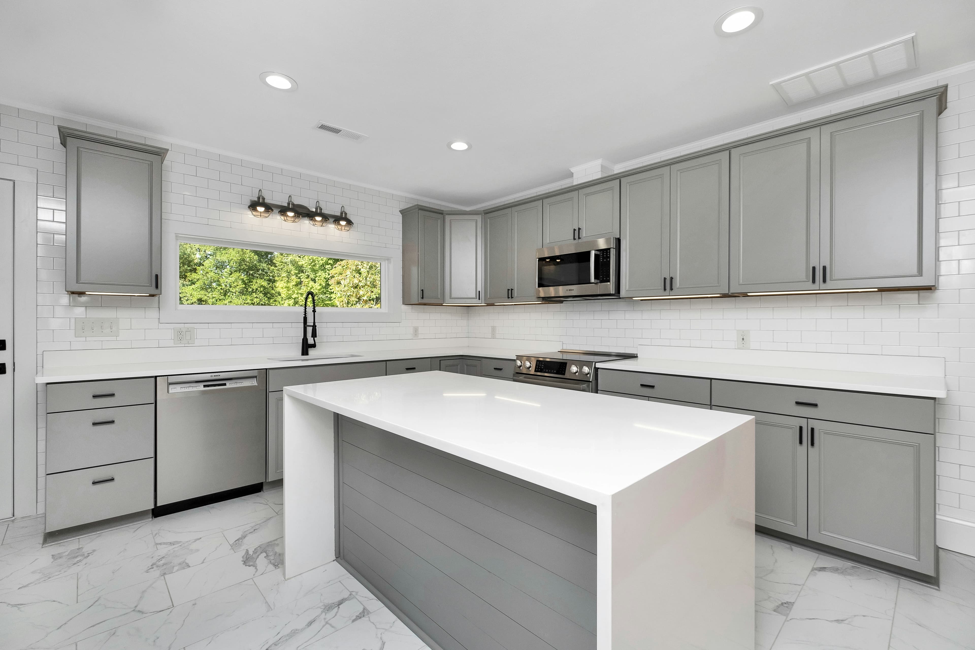 Contemporary Kitchen